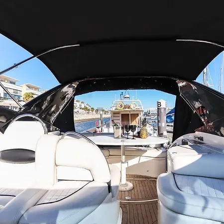 Botel Lifestyle Yacht By Homing 4*